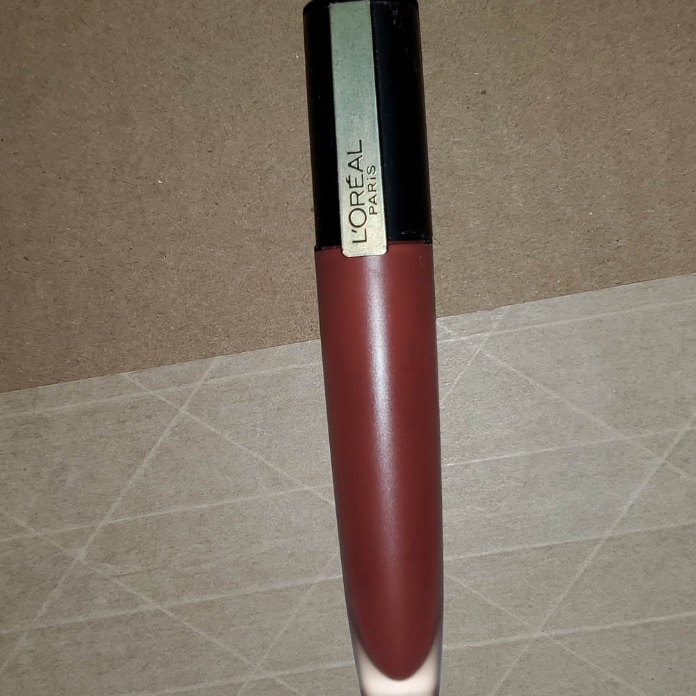 LOREAL LIPPE - Picture 2 of 3